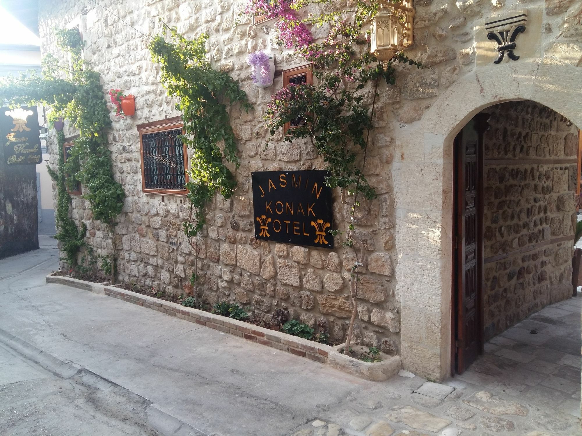 Jasmin Konak Otel Antakya エクステリア 写真